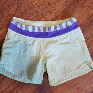 IVIVVA relay racer exercise/running shorts.
